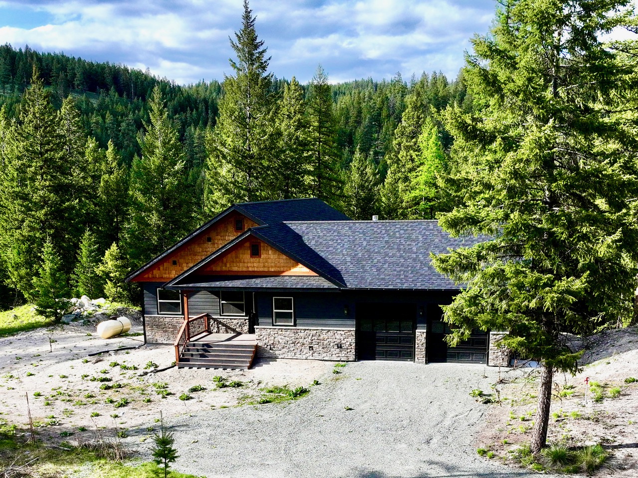 202 Angus Drive