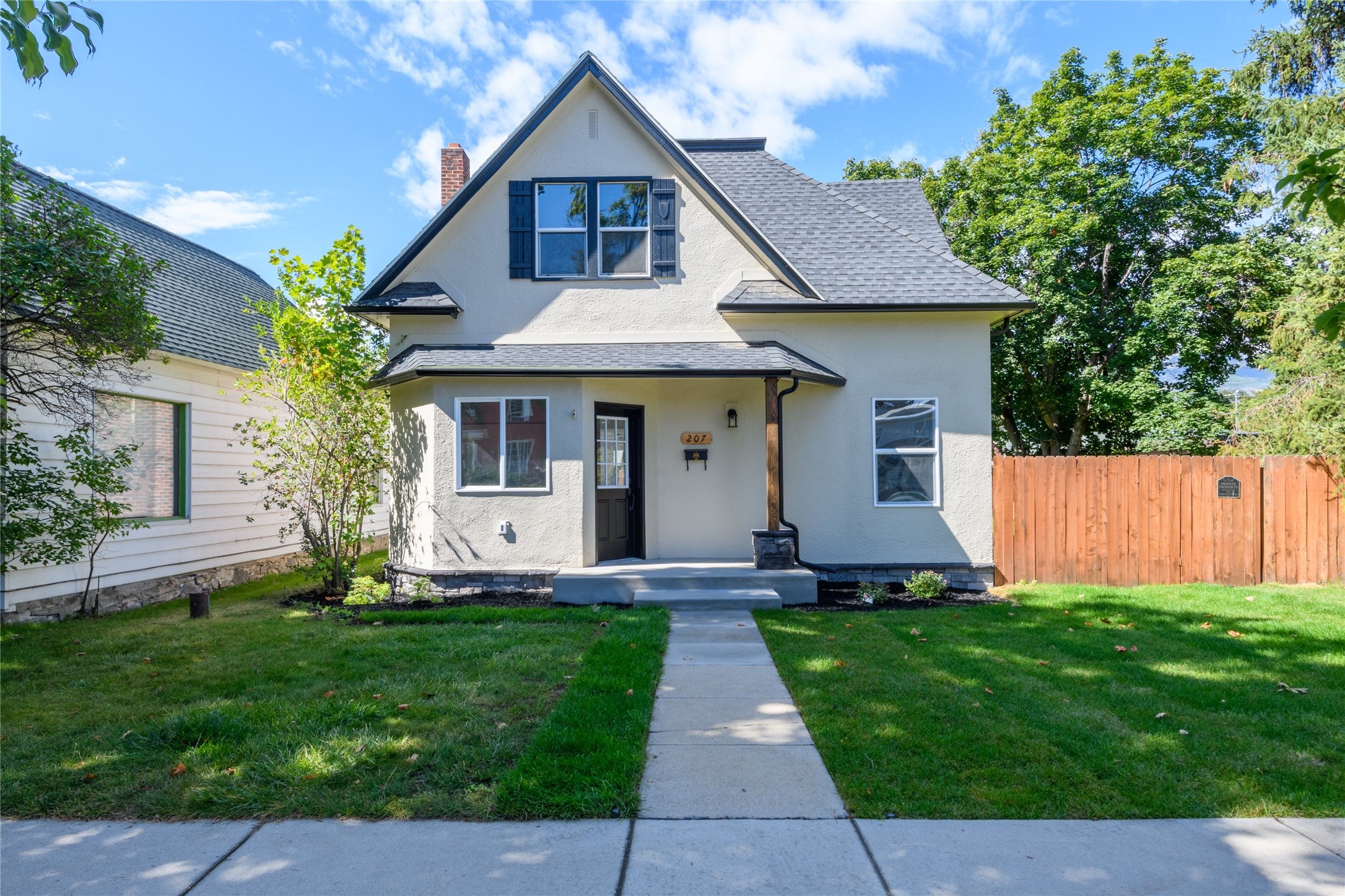 207 S 3rd Street