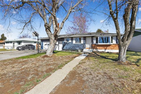 Tiny photo for 713 26th Avenue NE, Great Falls, MT 59404 (MLS # 30068277)