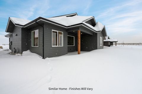 Tiny photo for 816 Rivet Way, Kalispell, MT 59901 (MLS # 30070968)