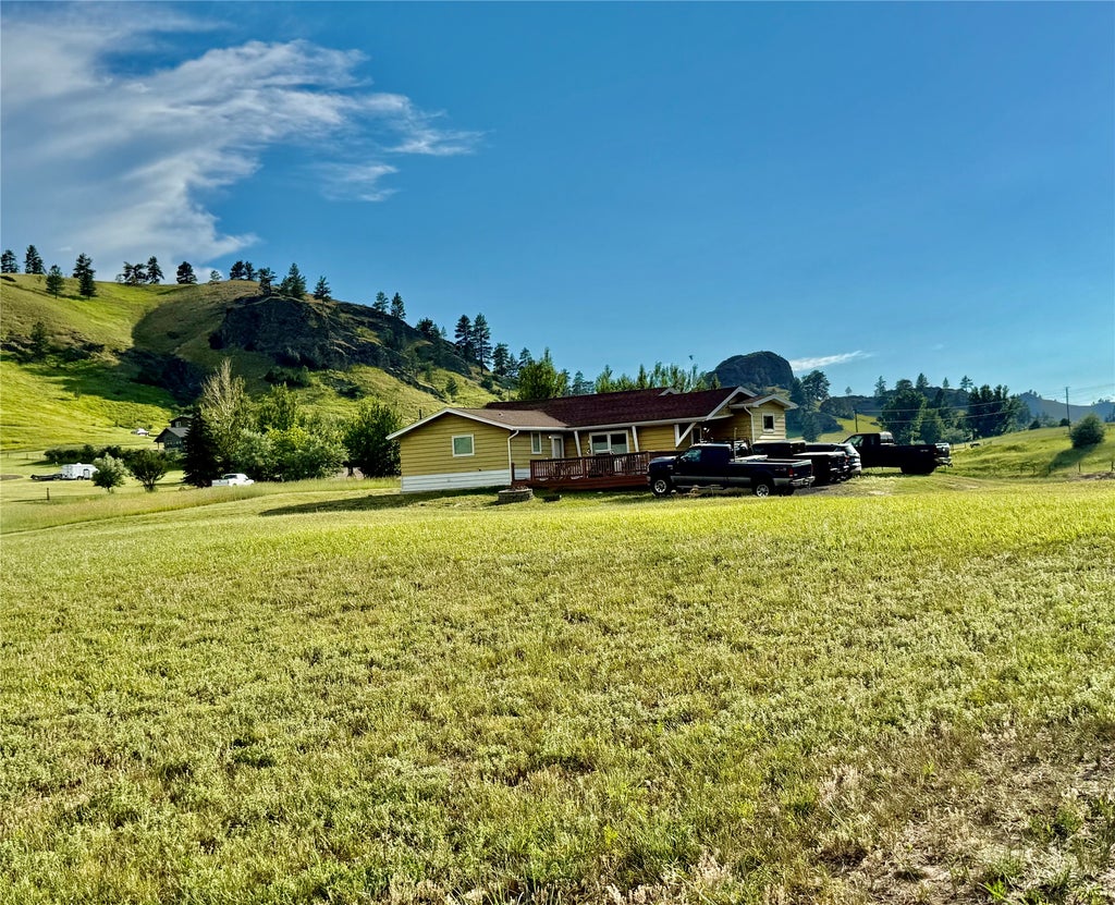 Photo of 2 Meadowlark Square, Cascade, MT 59421 (MLS # 30073988)