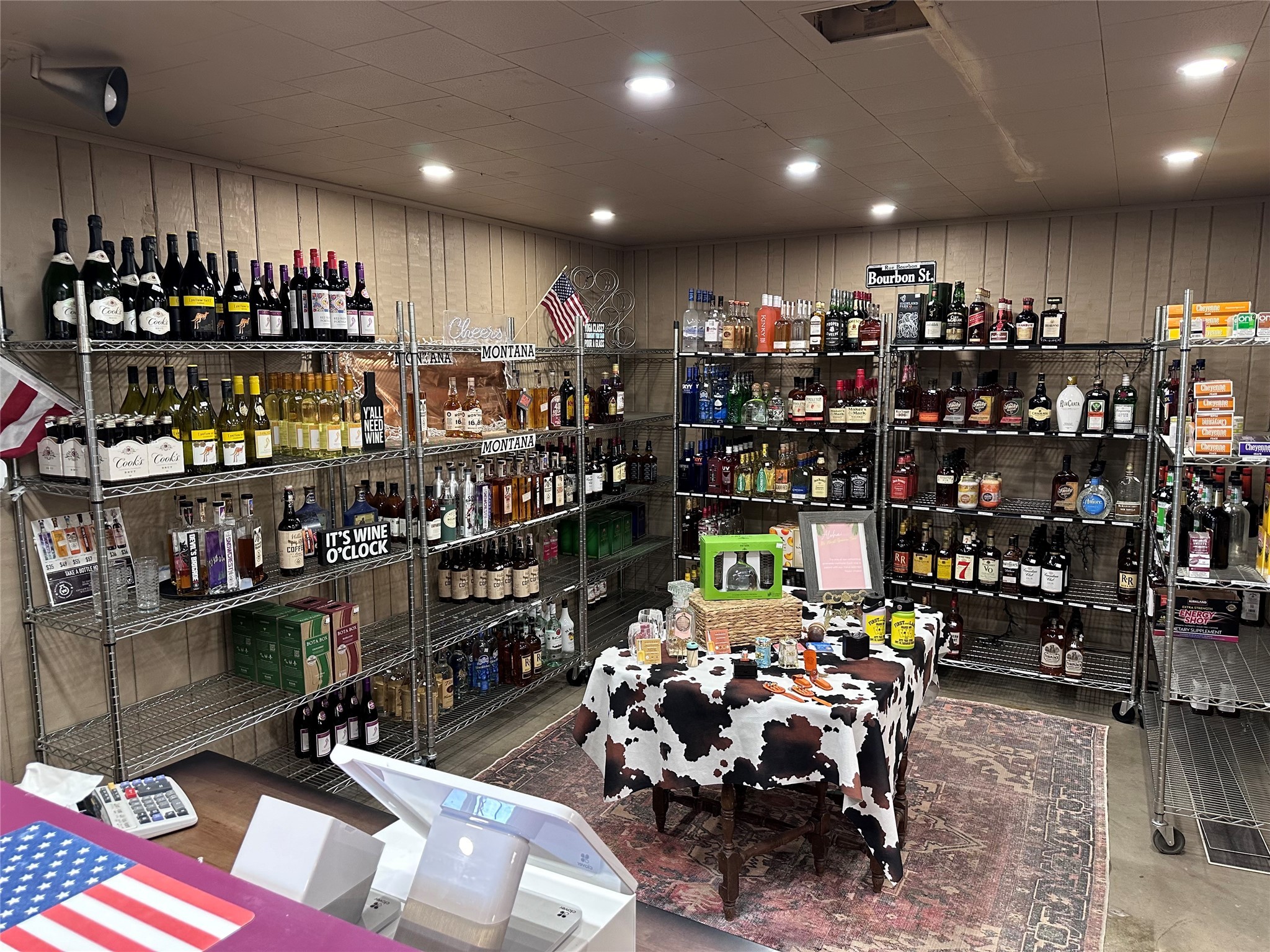 7906 Us Highway 93 N