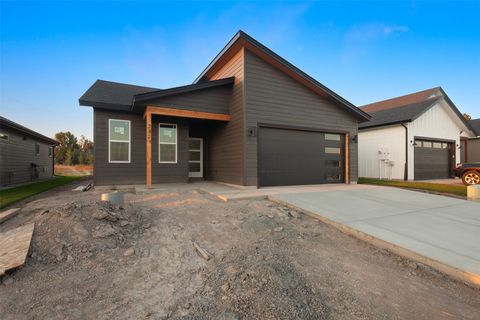 Photo of 2321 Jefferson Boulevard, Kalispell, MT 59901 (MLS # 30057759)