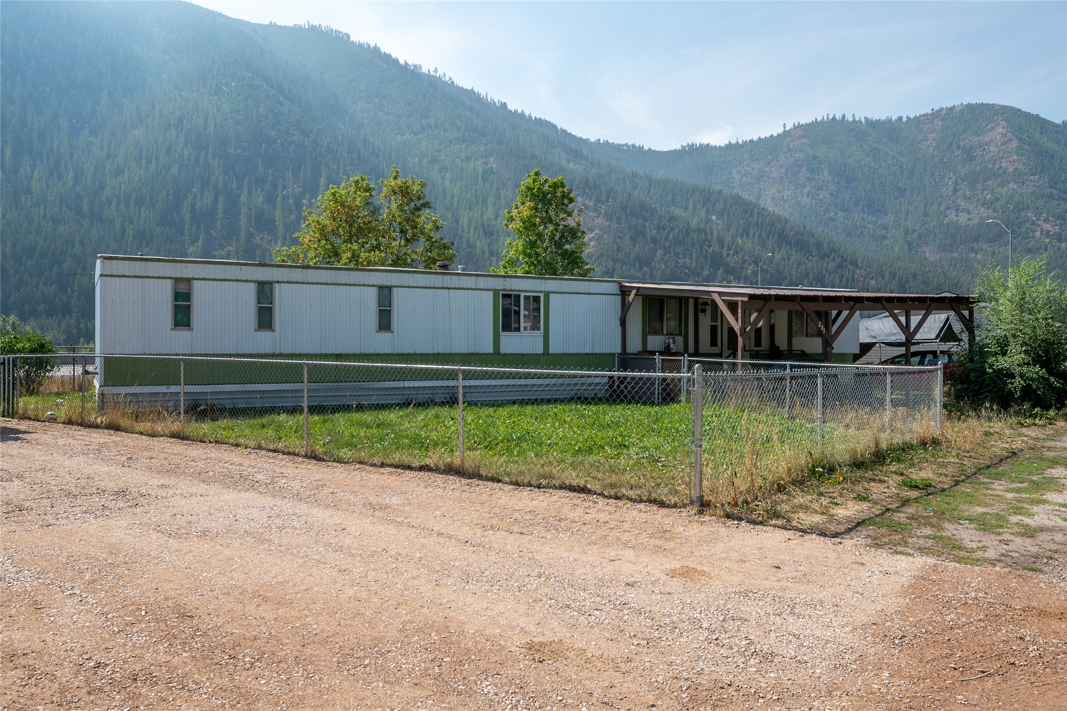 257 & 231 Montana Avenue