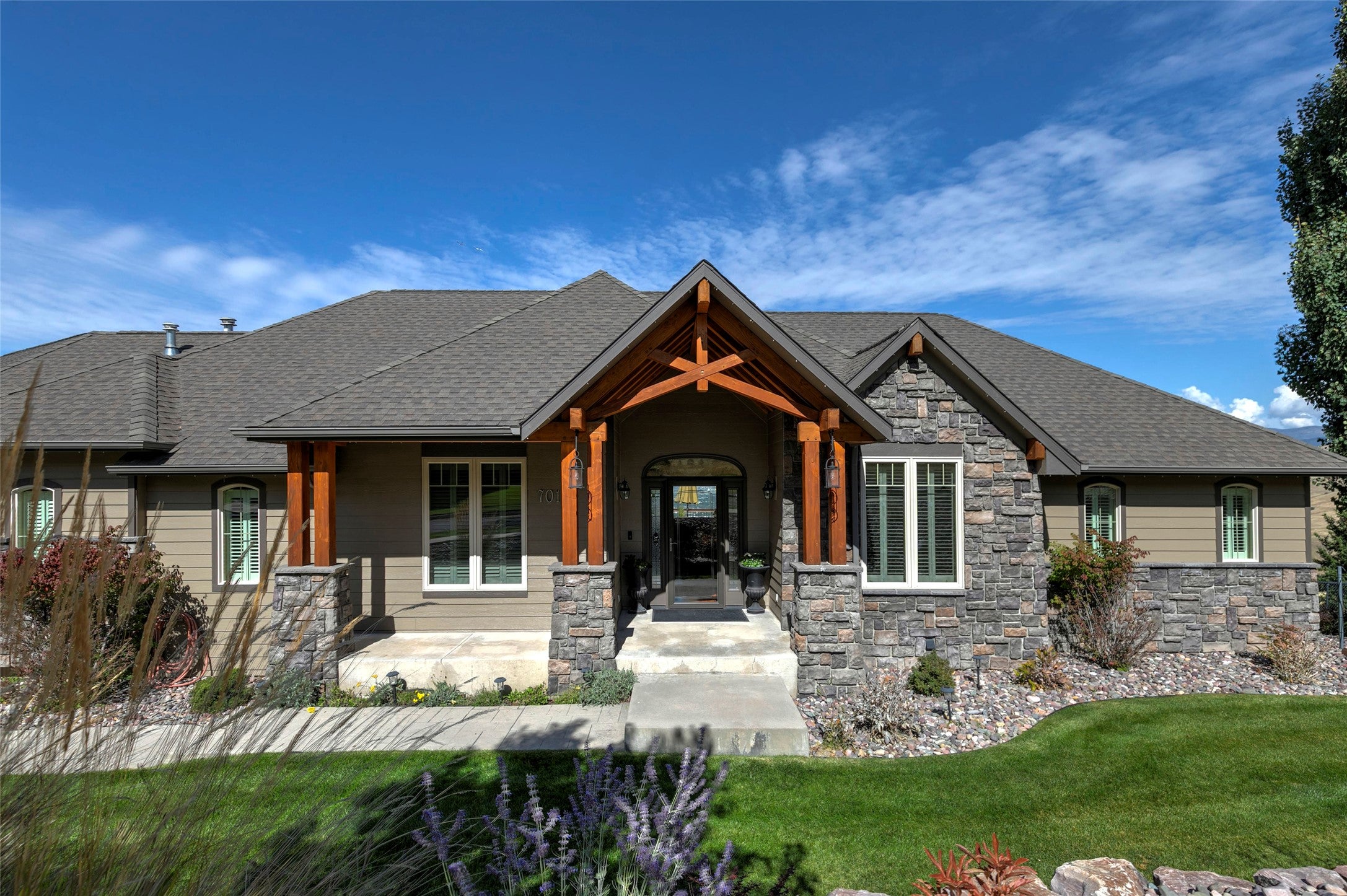 701 Spanish Peaks Drive