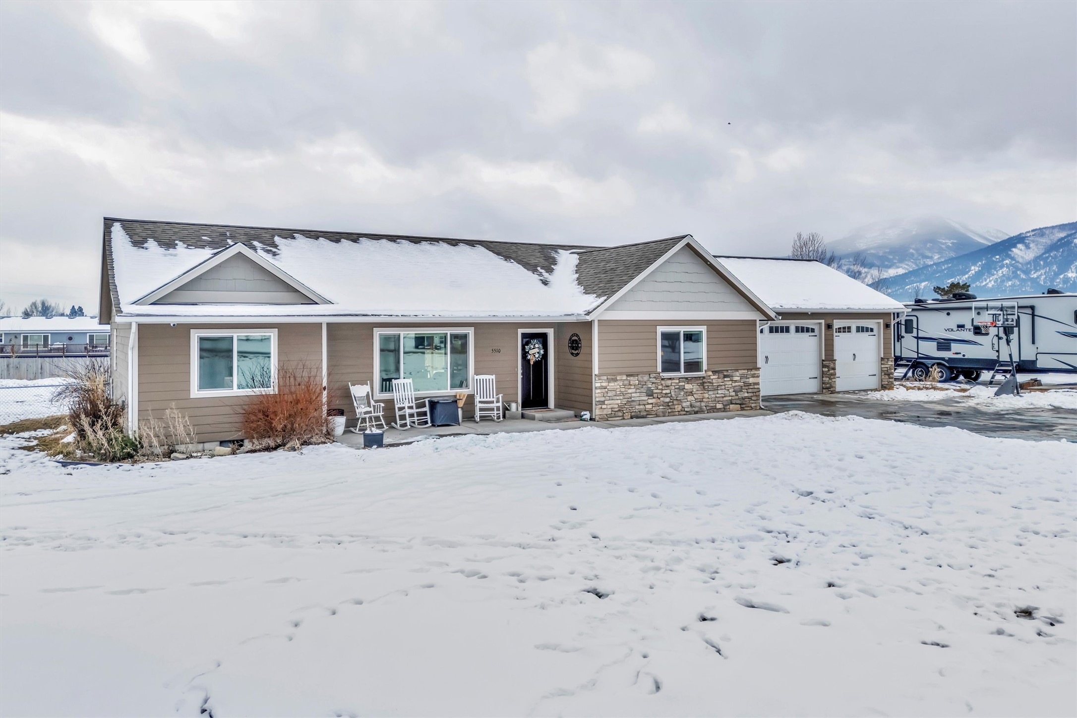Florence, Montana 59833, United States, 3 Bedrooms Bedrooms, ,2 BathroomsBathrooms,Residential,Pending,10827