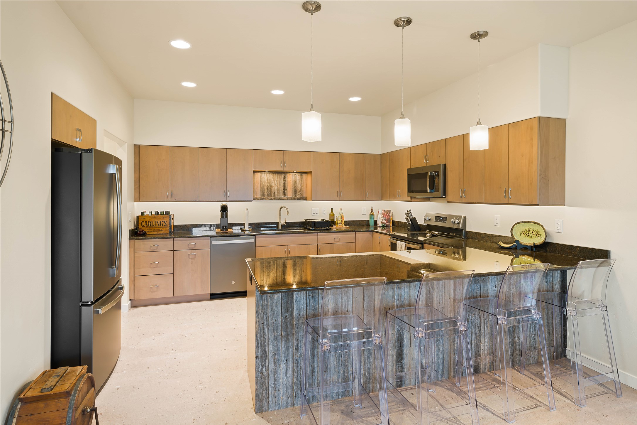 Elmo, Montana 59915, United States, 3 Bedrooms Bedrooms, ,3 BathroomsBathrooms,Residential,Active,187811