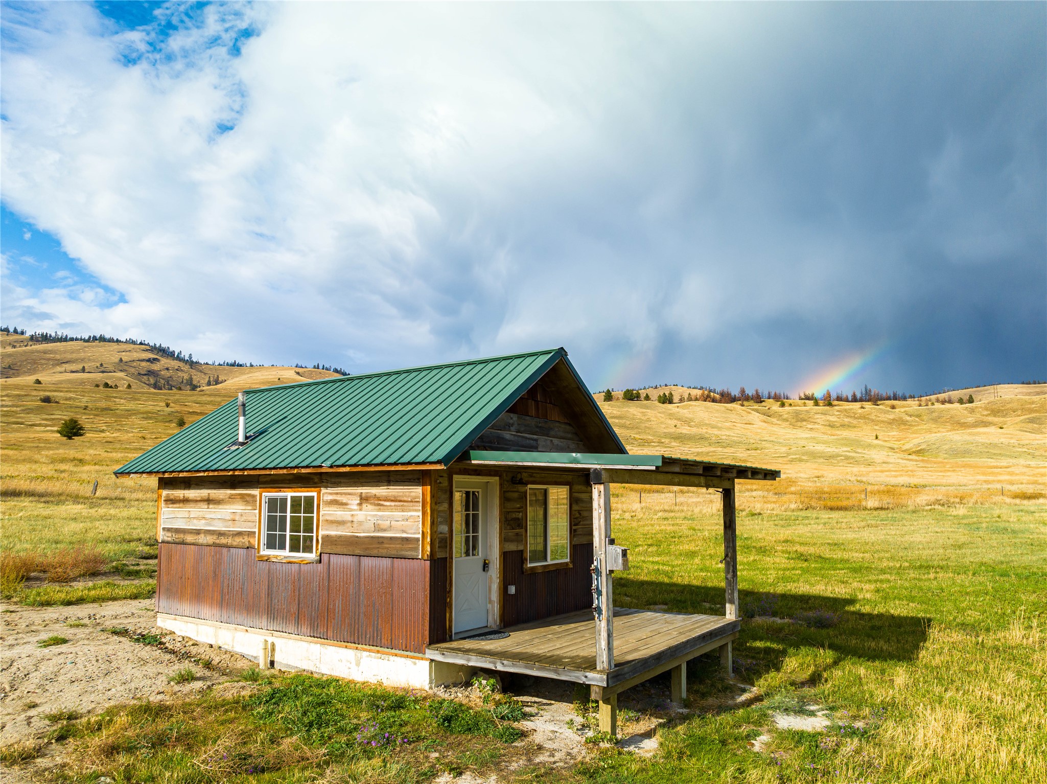 Elmo, Montana 59915, United States, 3 Bedrooms Bedrooms, ,3 BathroomsBathrooms,Residential,Active,187811