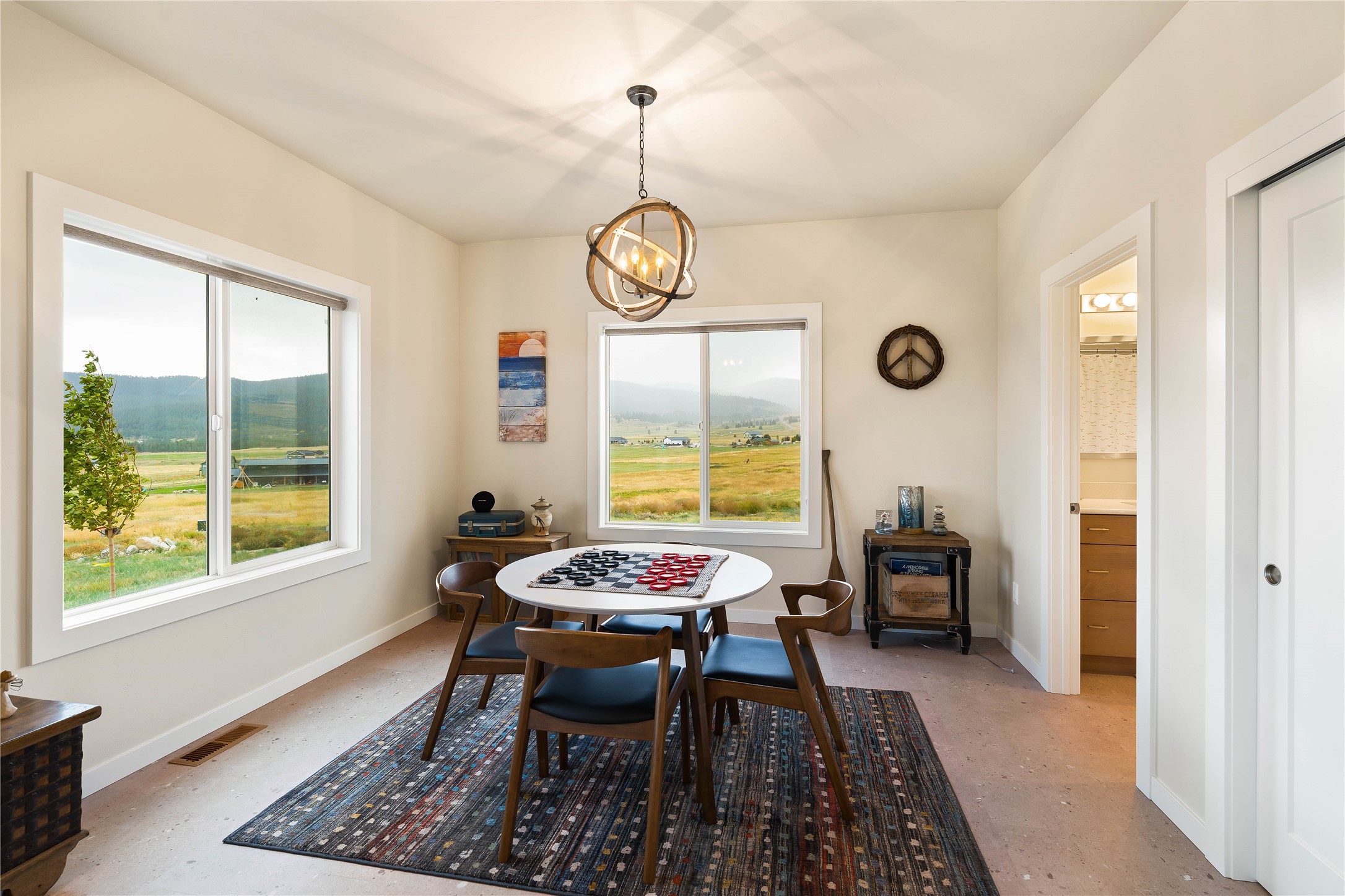 Elmo, Montana 59915, United States, 3 Bedrooms Bedrooms, ,3 BathroomsBathrooms,Residential,Active,187811