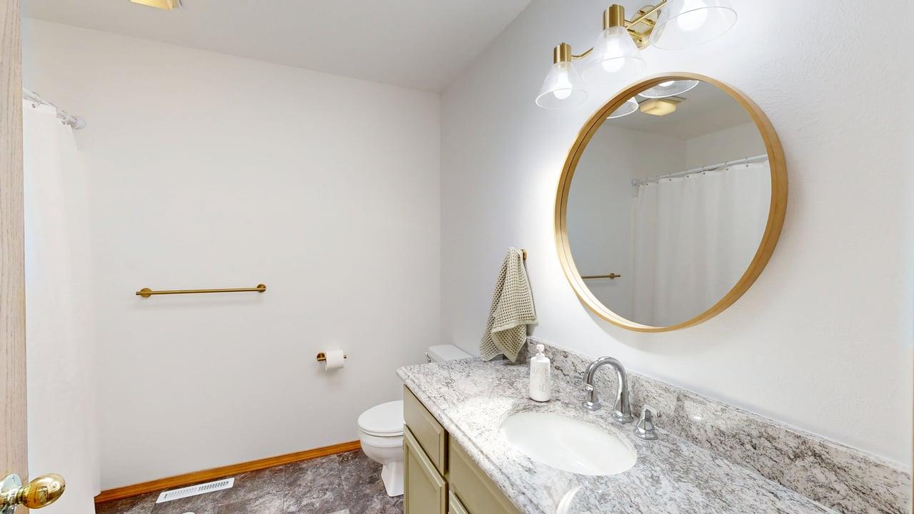 Missoula, Montana 59803, United States, 3 Bedrooms Bedrooms, ,3 BathroomsBathrooms,Residential,Active,165234