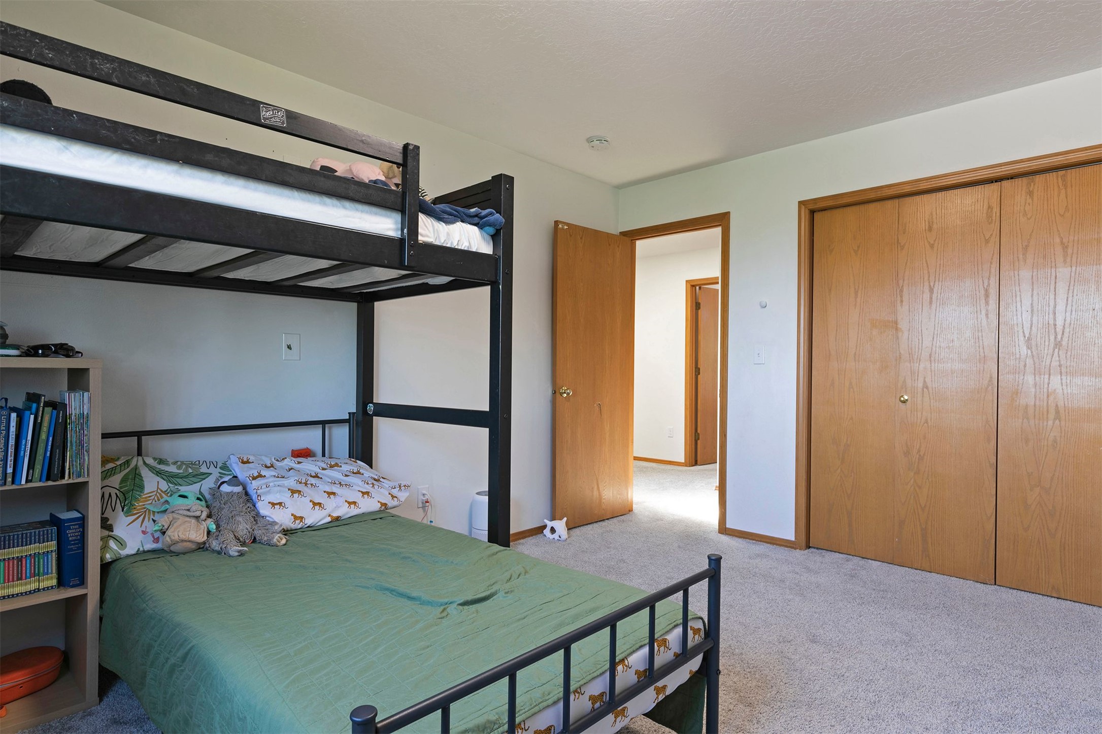 Missoula, Montana 59803, United States, 3 Bedrooms Bedrooms, ,3 BathroomsBathrooms,Residential,Active,165234