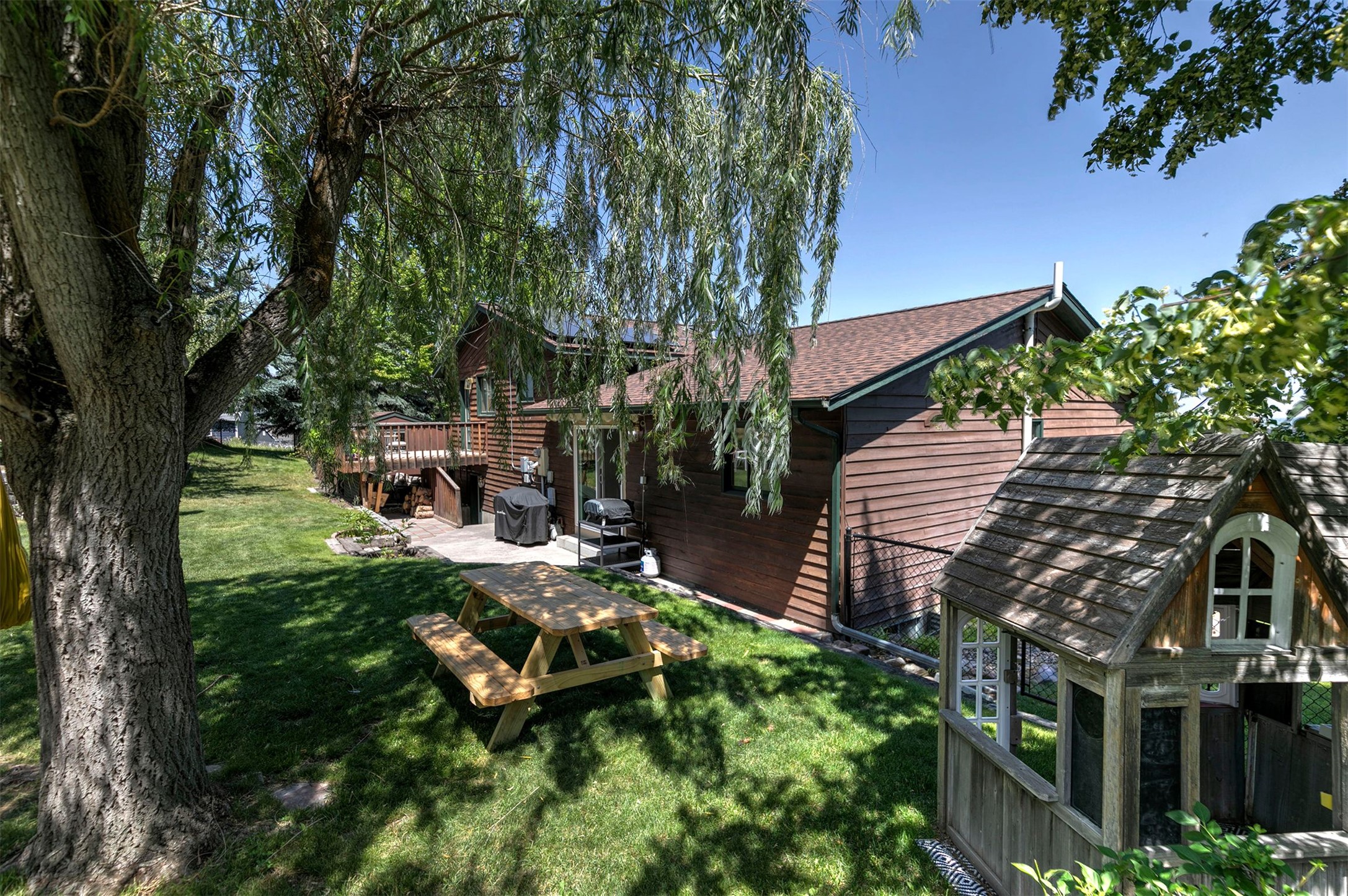 Missoula, Montana 59803, United States, 3 Bedrooms Bedrooms, ,3 BathroomsBathrooms,Residential,Active,165234