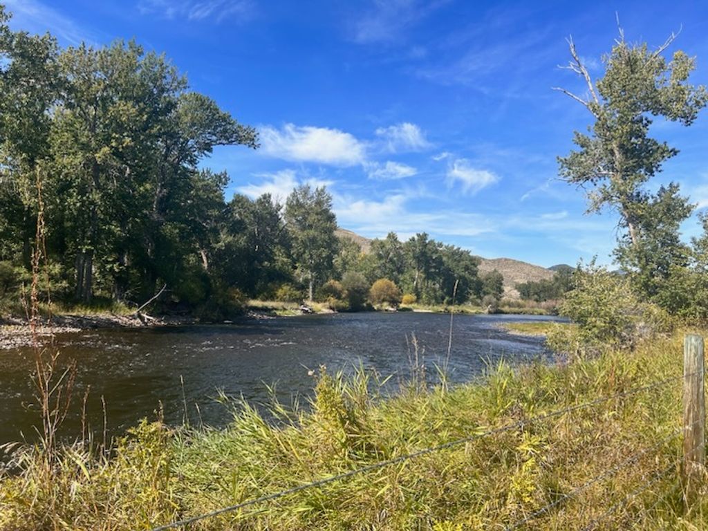 Photo of 263 W Bovine Way, Melrose, MT 59743 (MLS # 30067878)