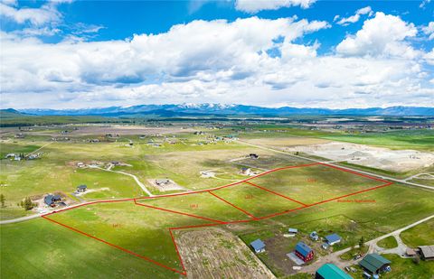 Photo of 164 Shepherd Trail, Kalispell, MT 59901 (MLS # 30049436)