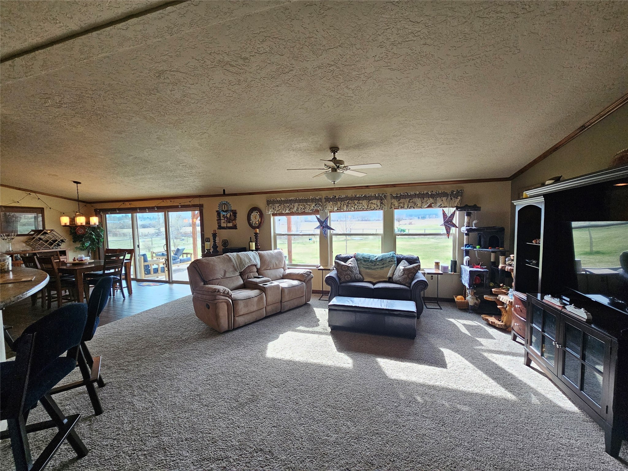 377 Tushapaw Rd, Victor, MT, 59875, USA, 4 Bedrooms Bedrooms, ,3 BathroomsBathrooms,Residential,Active,377 Tushapaw Rd,30072752
