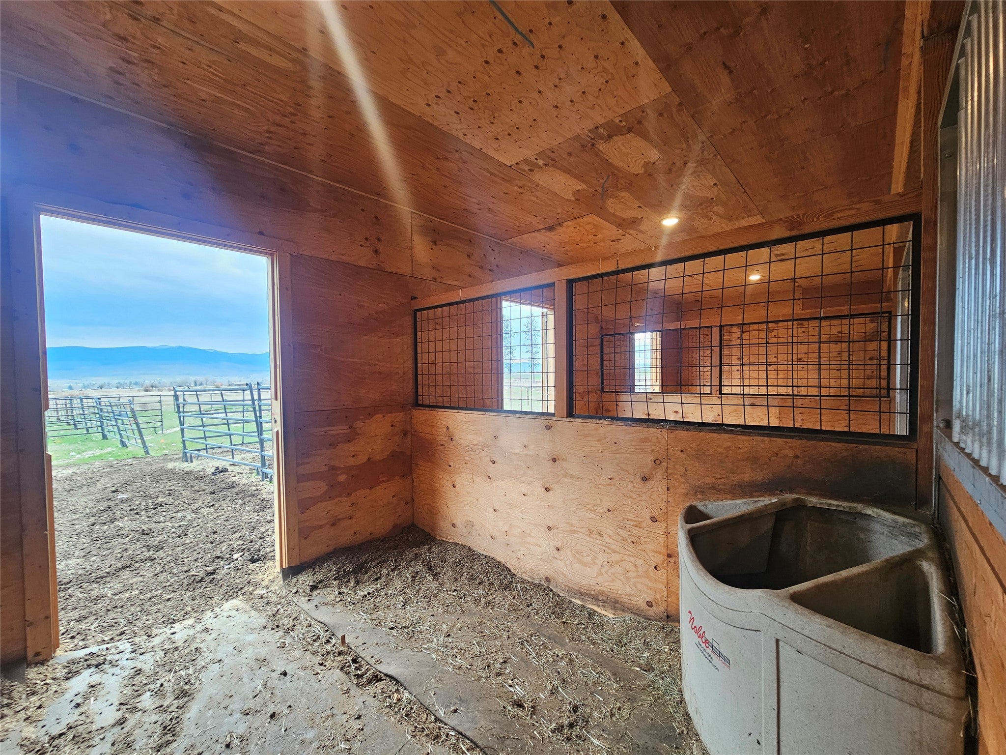 377 Tushapaw Rd, Victor, MT, 59875, USA, 4 Bedrooms Bedrooms, ,3 BathroomsBathrooms,Residential,Active,377 Tushapaw Rd,30072752