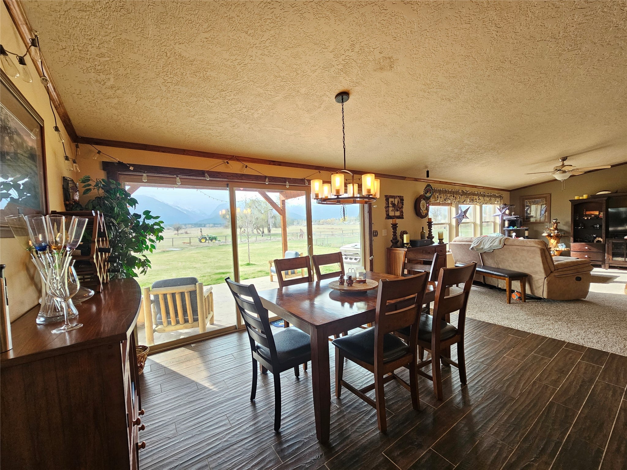 377 Tushapaw Rd, Victor, MT, 59875, USA, 4 Bedrooms Bedrooms, ,3 BathroomsBathrooms,Residential,Active,377 Tushapaw Rd,30072752