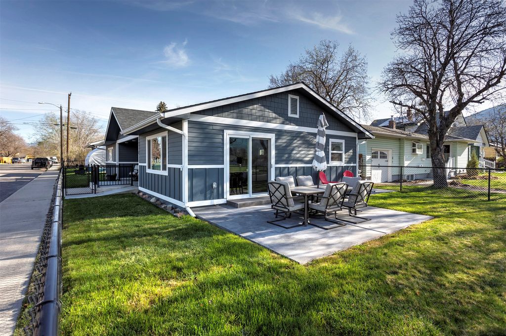 Photo of 2118 Queen Street, Missoula, MT 59801 (MLS # 30069272)