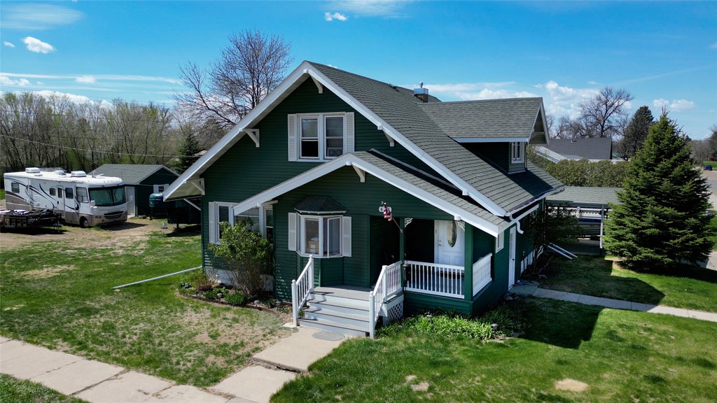 Photo of 404 S Central Avenue, Malta, MT 59538 (MLS # 30078883)