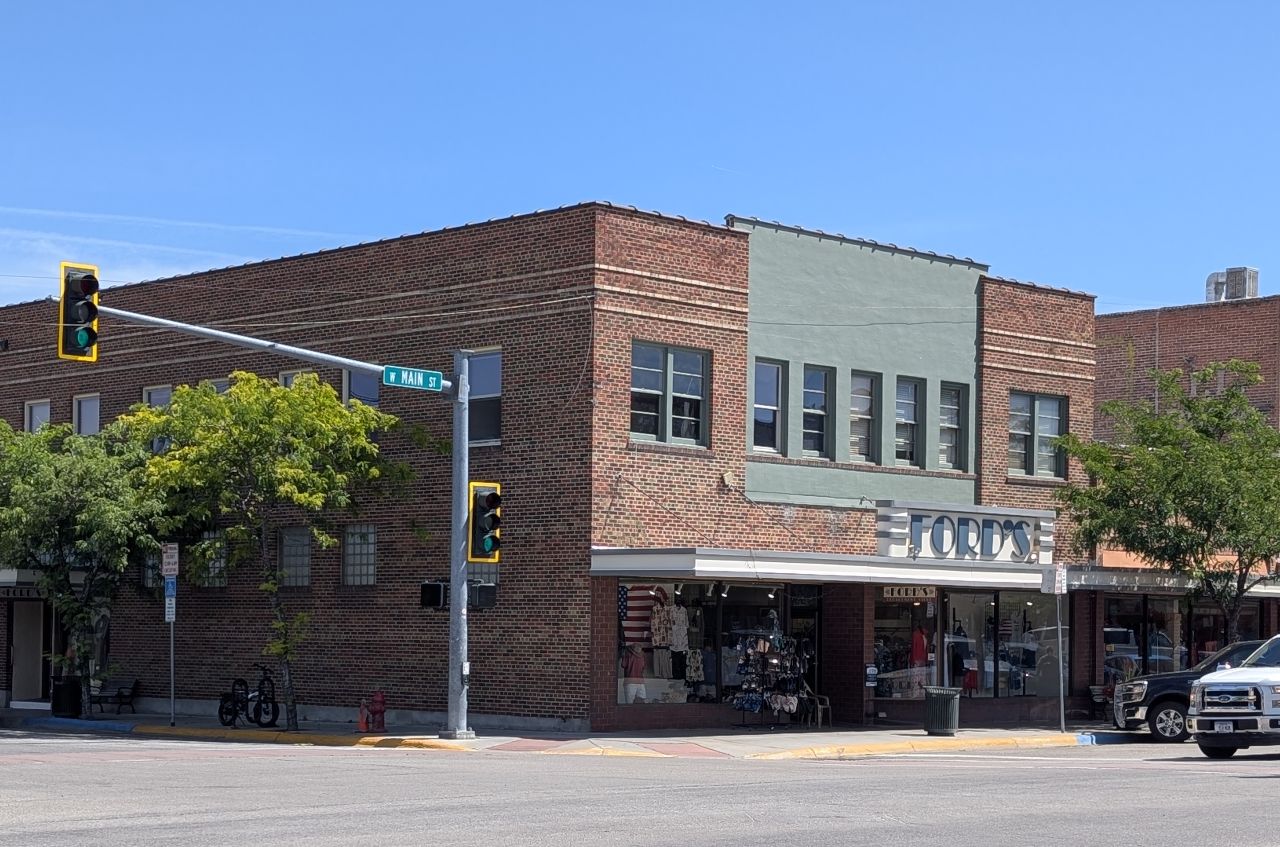 136 W Main Street