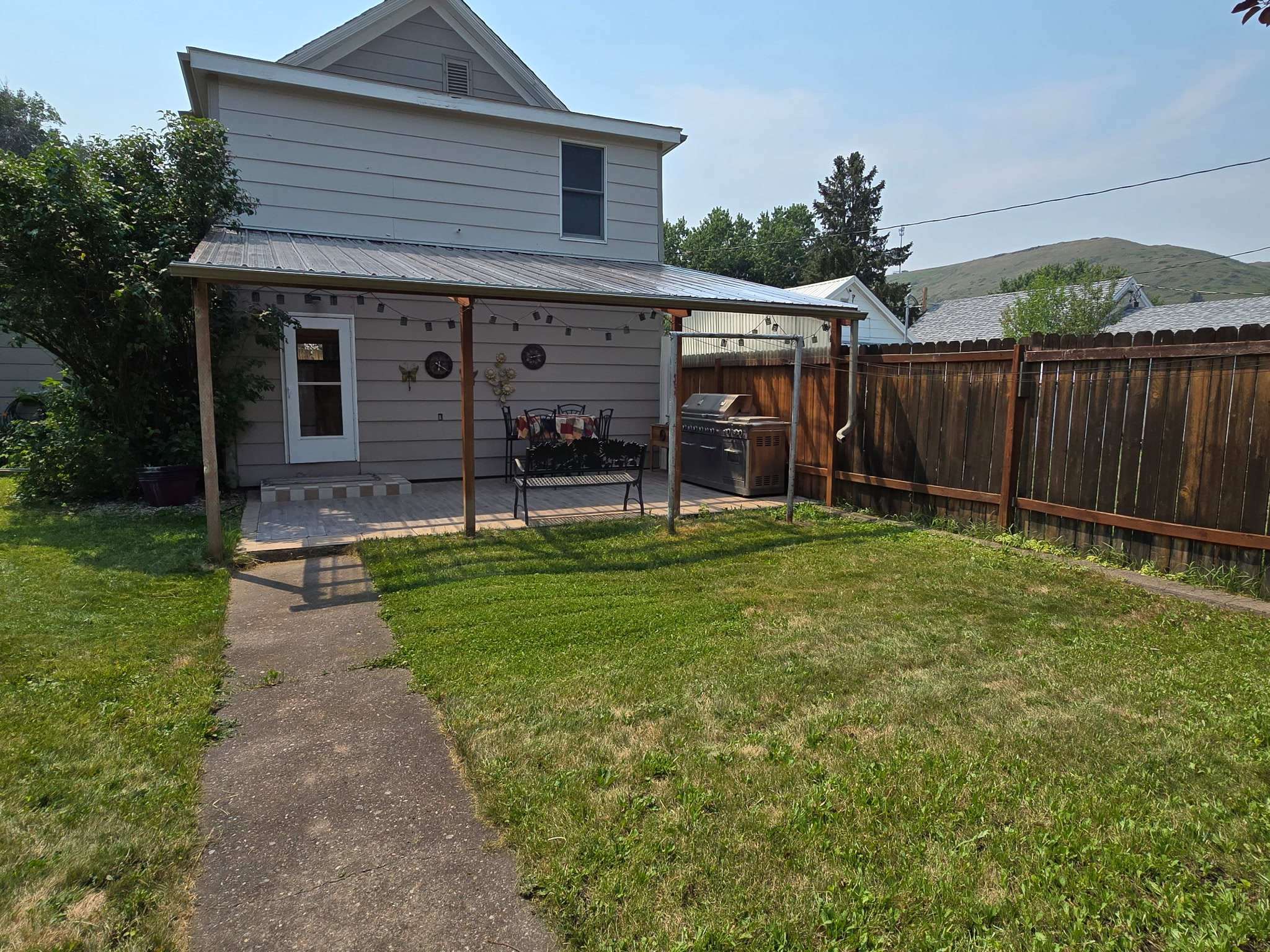 117 2nd Ave S