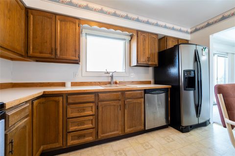 Tiny photo for 746 33B Avenue NE, Great Falls, MT 59404 (MLS # 30069673)