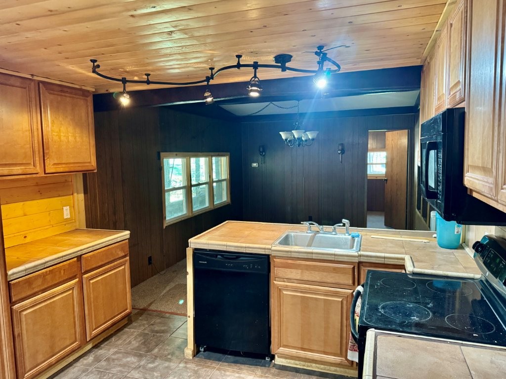 1036 Rock Creek Road