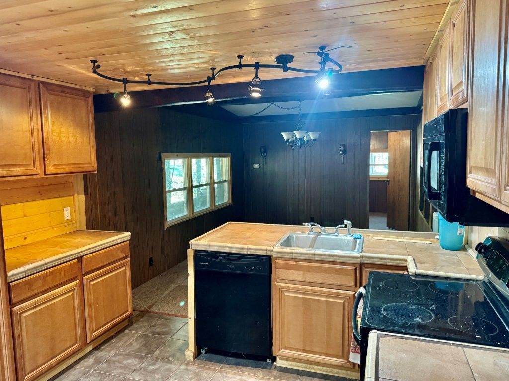 Photo of 1036 Rock Creek Road, Clinton, MT 59825 (MLS # 30068963)