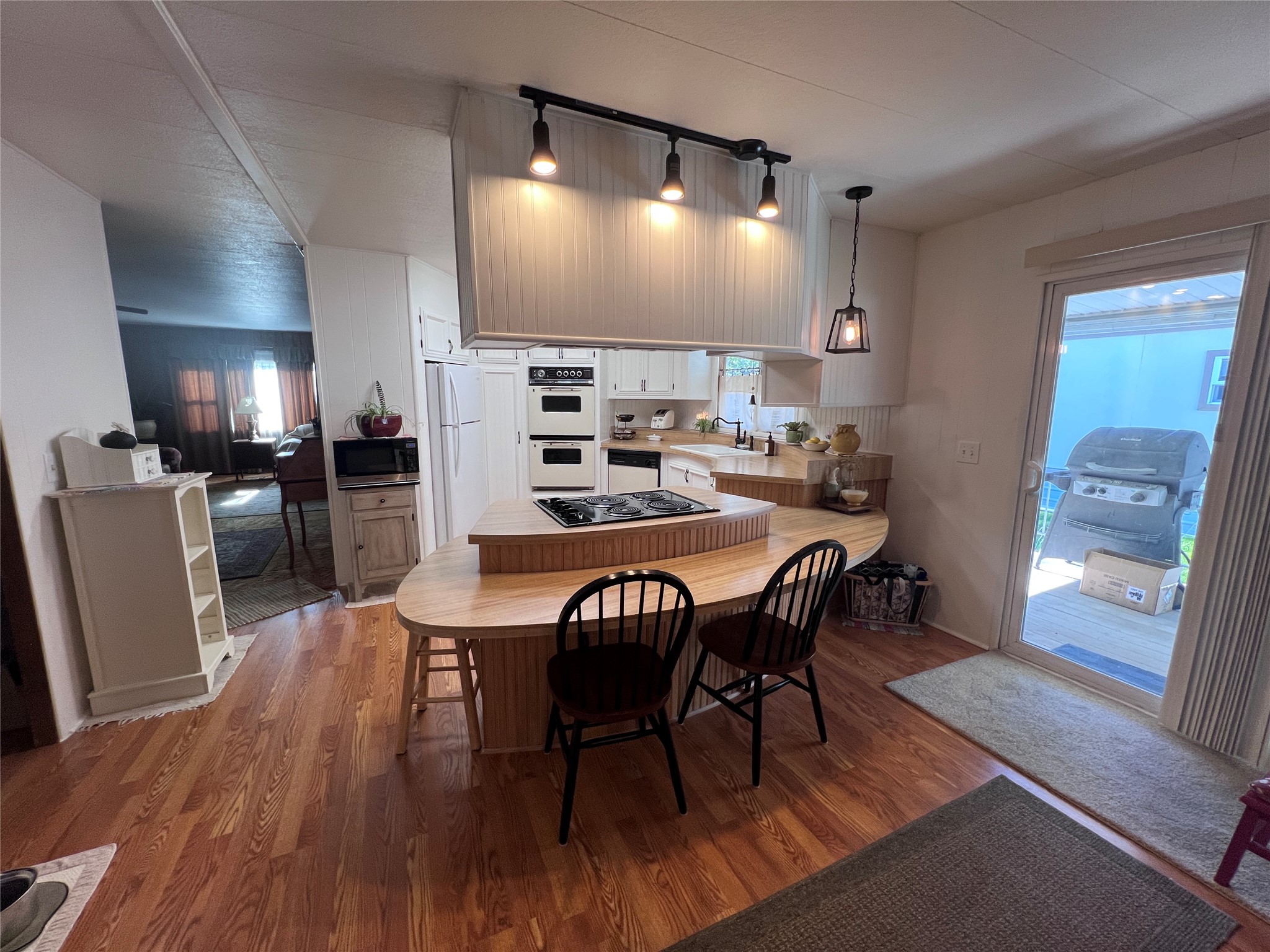 3804 Poker Flats Road