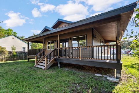 Tiny photo for 417 8th Avenue W, Kalispell, MT 59901 (MLS # 30065579)