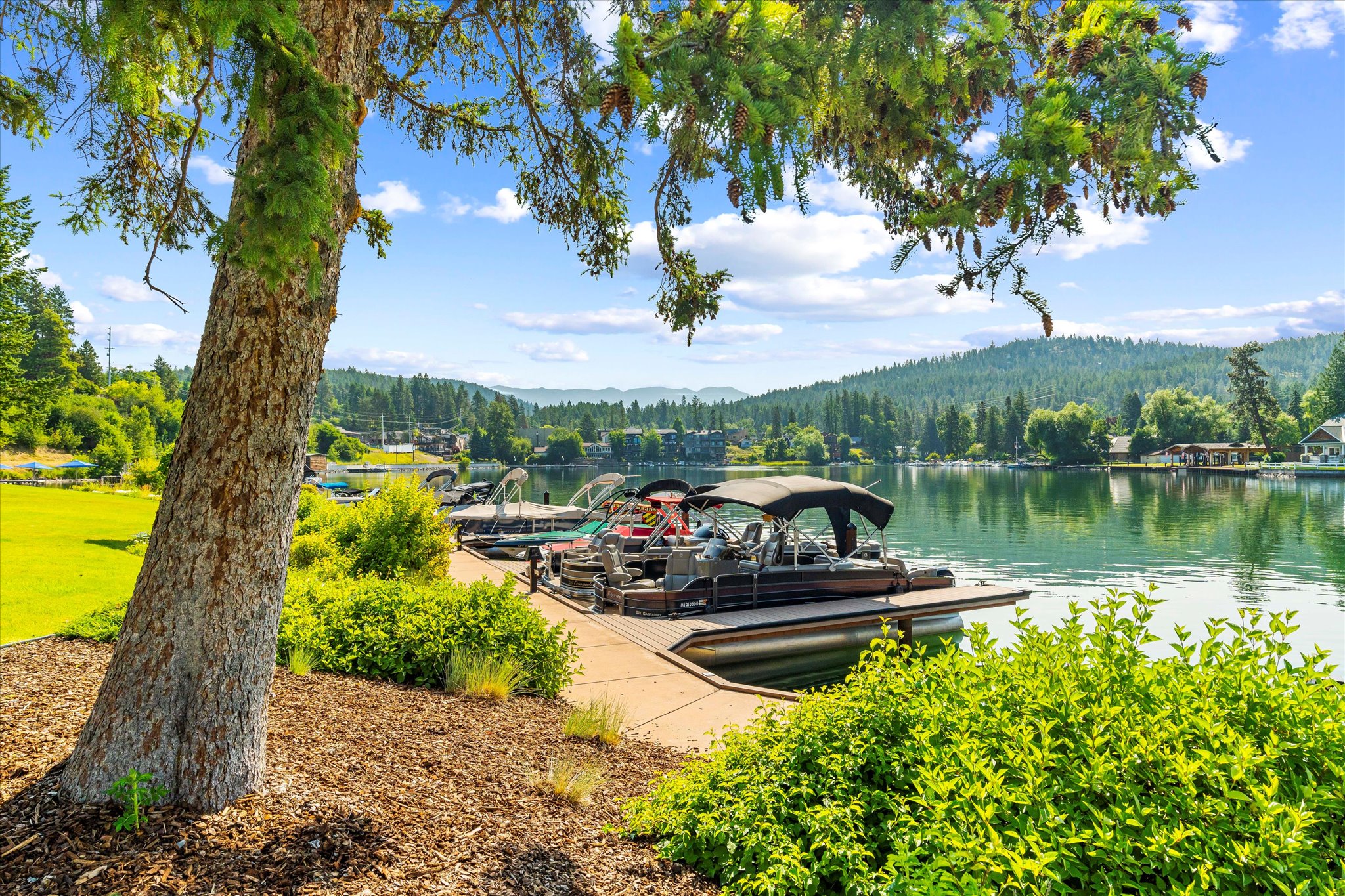 Bigfork, Montana 59911, United States, 2 Bedrooms Bedrooms, ,2 BathroomsBathrooms,Residential,Active,109356