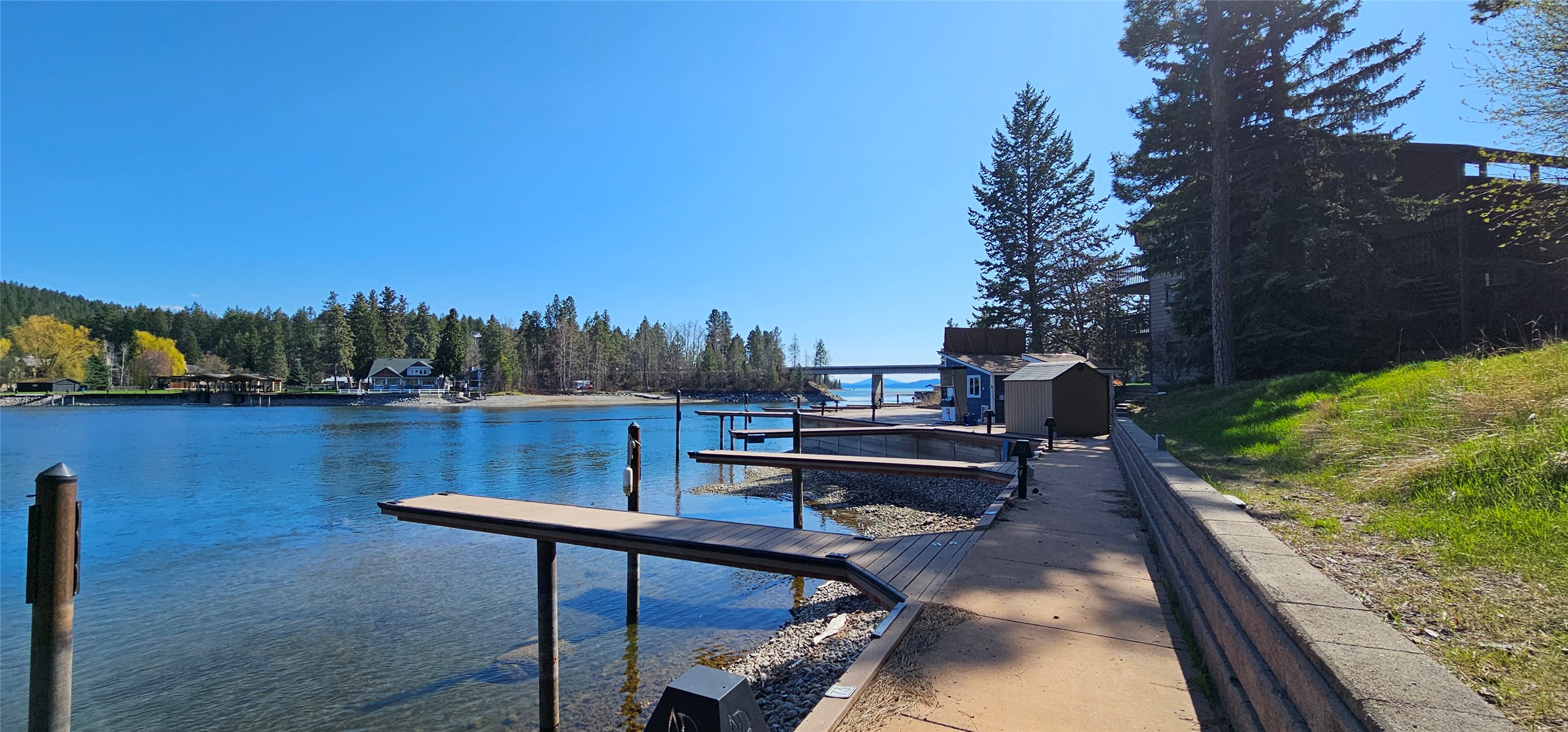 Bigfork, Montana 59911, United States, 2 Bedrooms Bedrooms, ,2 BathroomsBathrooms,Residential,Active,109356