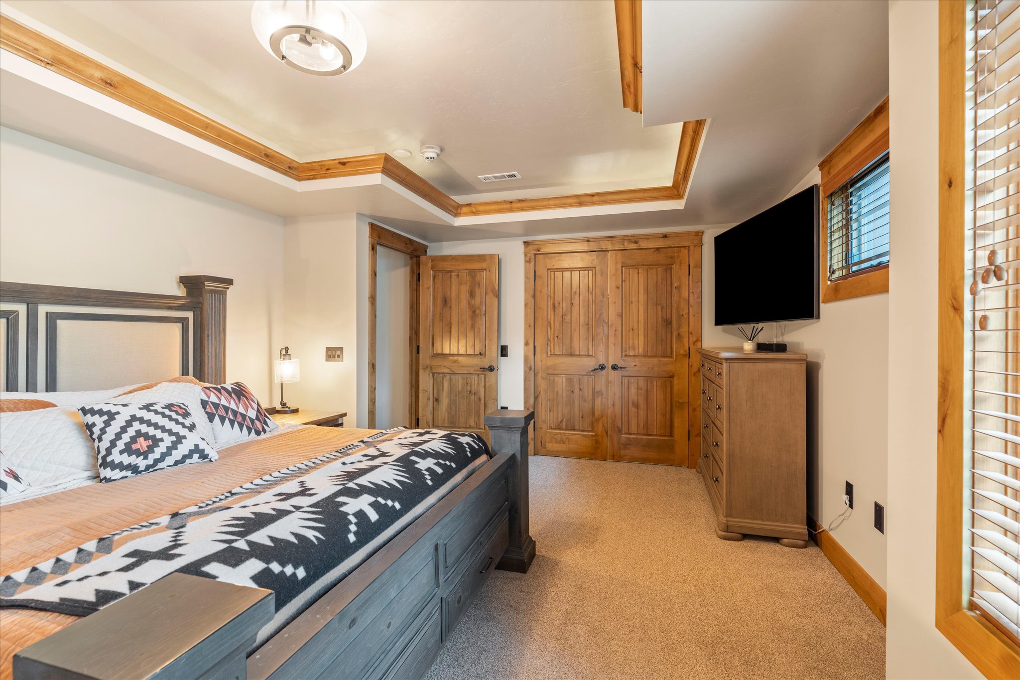 Bigfork, Montana 59911, United States, 2 Bedrooms Bedrooms, ,2 BathroomsBathrooms,Residential,Active,109356