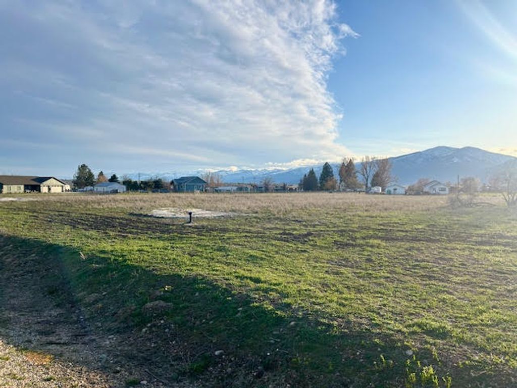 Photo of Lot 5 Broken Spoke Road, Stevensville, MT 59870 (MLS # 30066452)