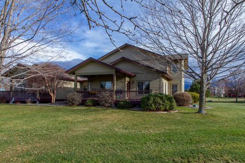Photo of 105 Gallatin Street, Polson, MT 59860 (MLS # 30064420)