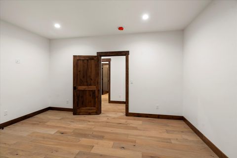 Tiny photo for 92 Woodlandstar Circle, Whitefish, MT 59937 (MLS # 30069958)