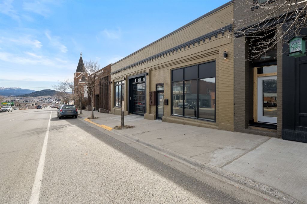 Photo of 207 S Montana Street, Butte, MT 59701 (MLS # 30068050)