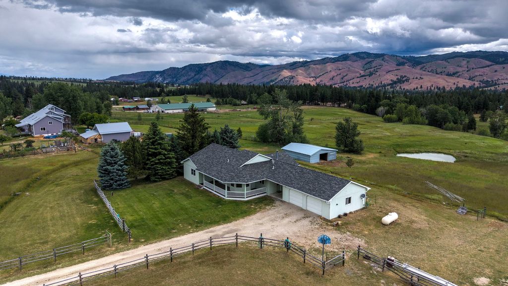 Photo of 3420 Wright Way, Darby, MT 59829 (MLS # 30072791)
