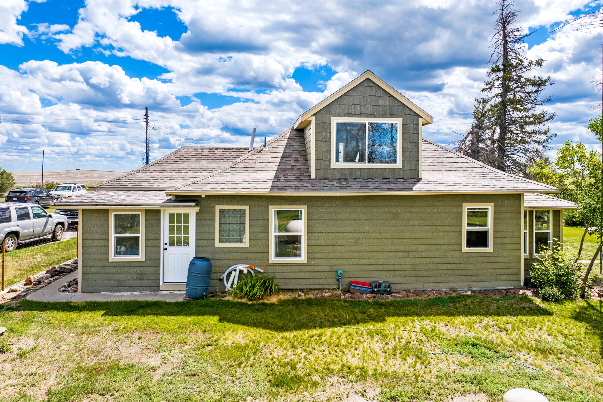 2591 8th Lane NE