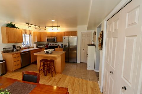 Tiny photo for 1230 7th Avenue W, Kalispell, MT 59901 (MLS # 30068588)