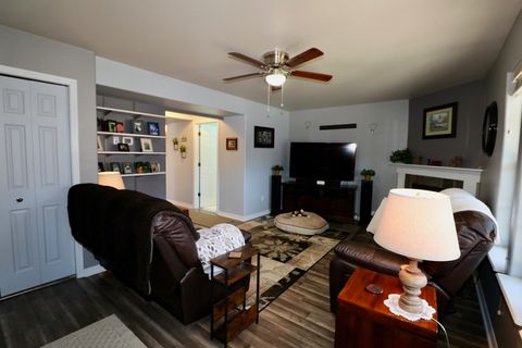 Tiny photo for 1230 7th Avenue W, Kalispell, MT 59901 (MLS # 30068588)