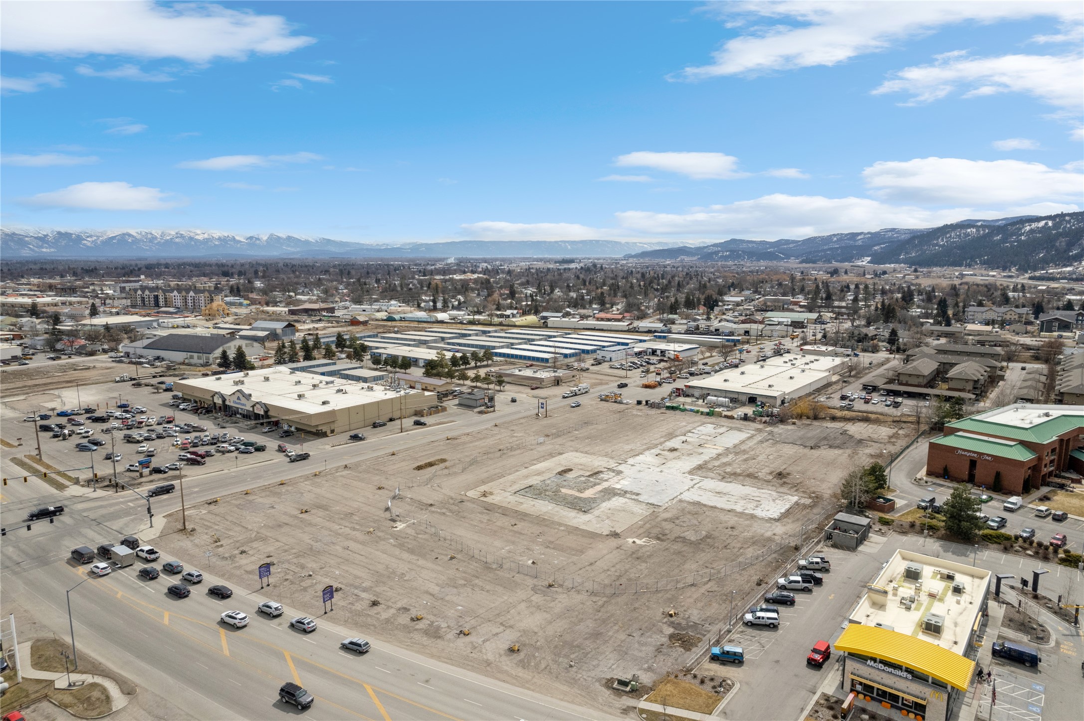 1000 W Idaho Street
