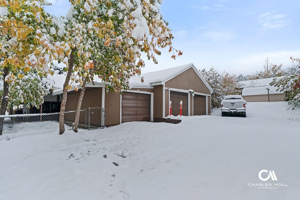 Photo of 410 S Montana Avenue, Helena, MT 59601 (MLS # 30059943)