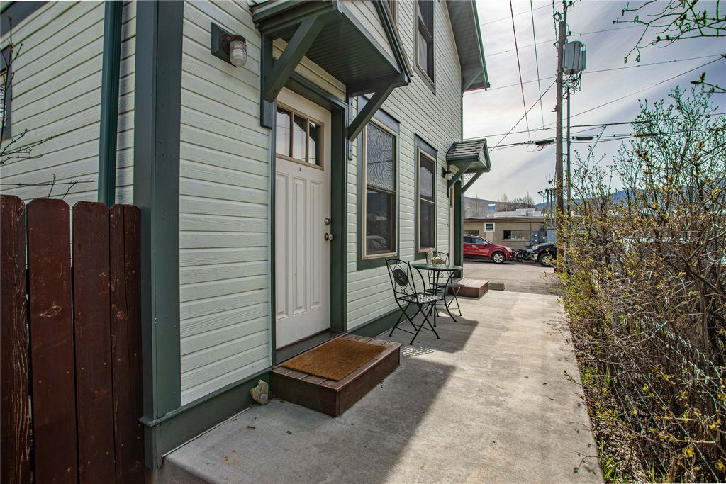 Photo of 938 Rollins Street, Missoula, MT 59801 (MLS # 30067934)