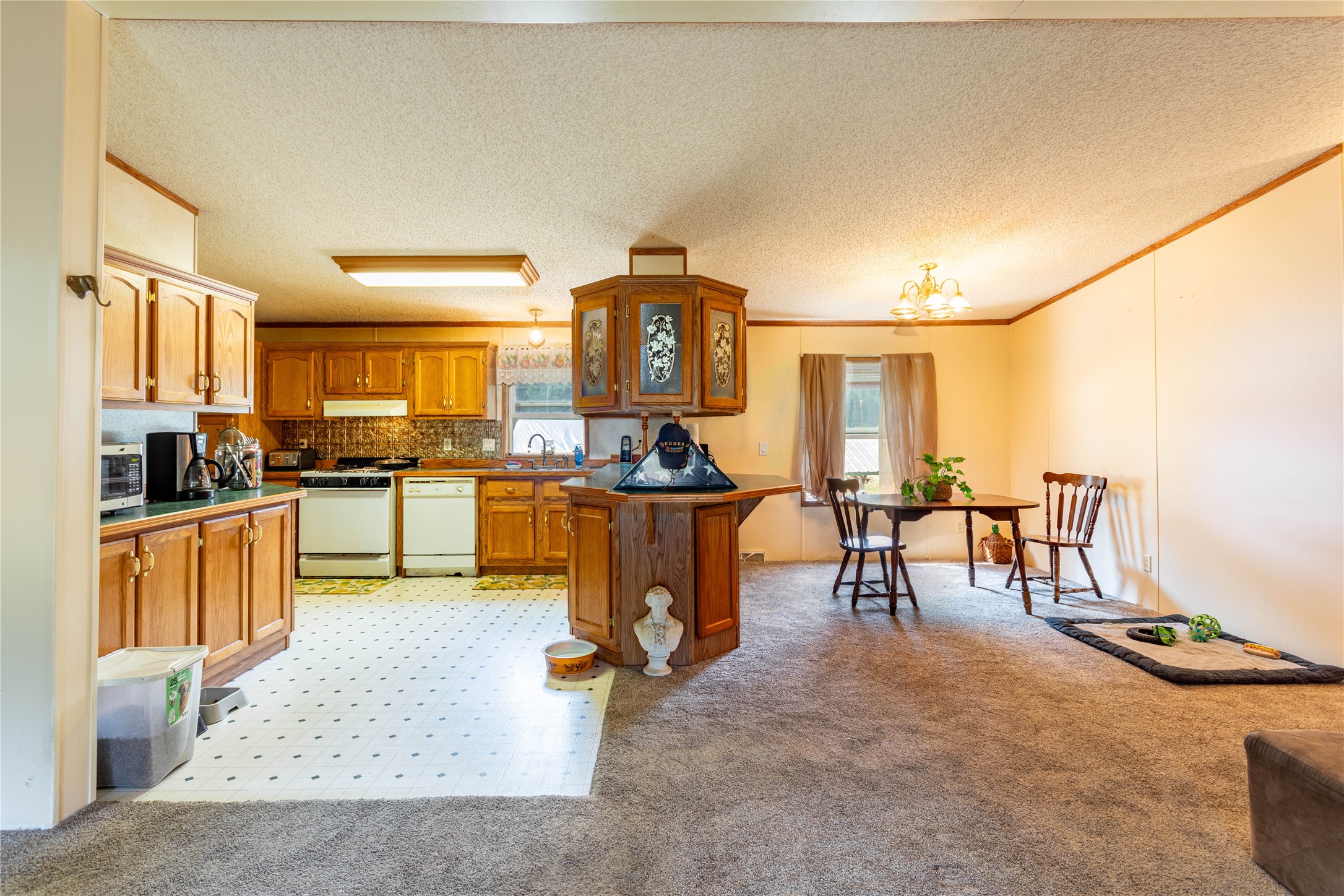 Saint Regis, Montana 59866, United States, 3 Bedrooms Bedrooms, ,2 BathroomsBathrooms,Residential,Pending,48025