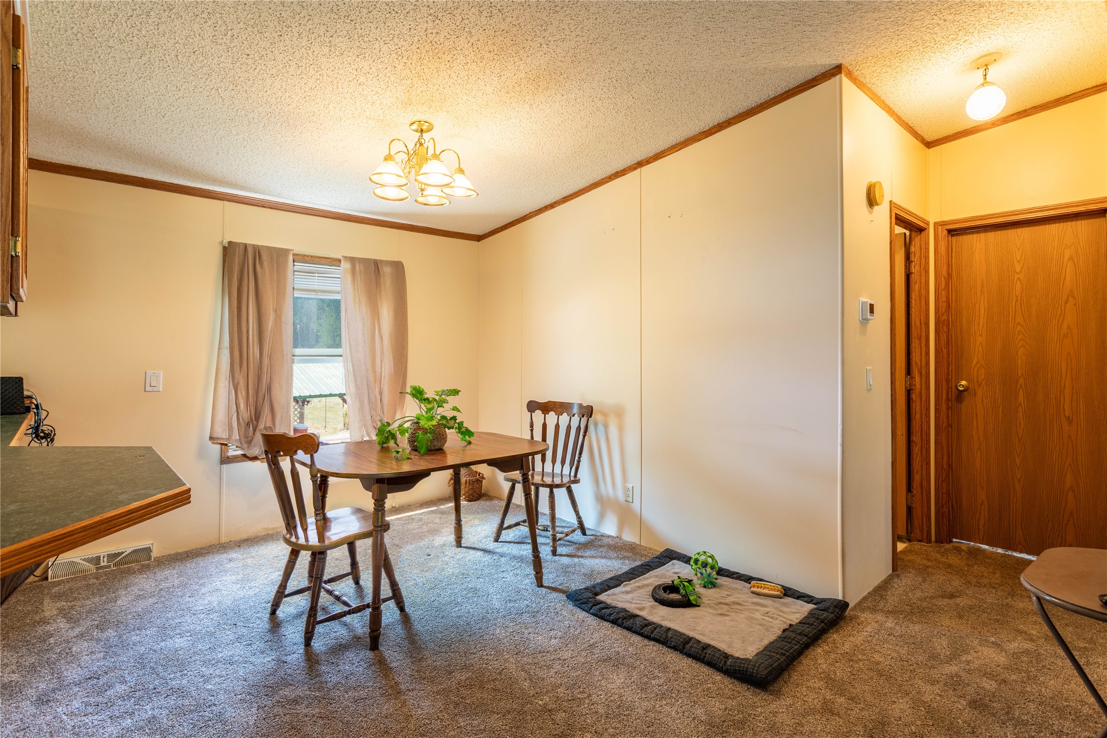 Saint Regis, Montana 59866, United States, 3 Bedrooms Bedrooms, ,2 BathroomsBathrooms,Residential,Pending,48025