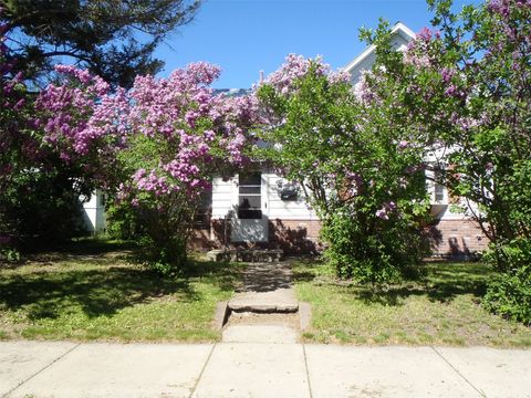 Photo of 430 8th Avenue W, Kalispell, MT 59901 (MLS # 30050676)