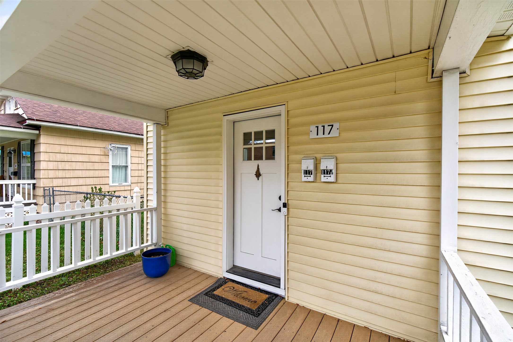 117 3rd Avenue E