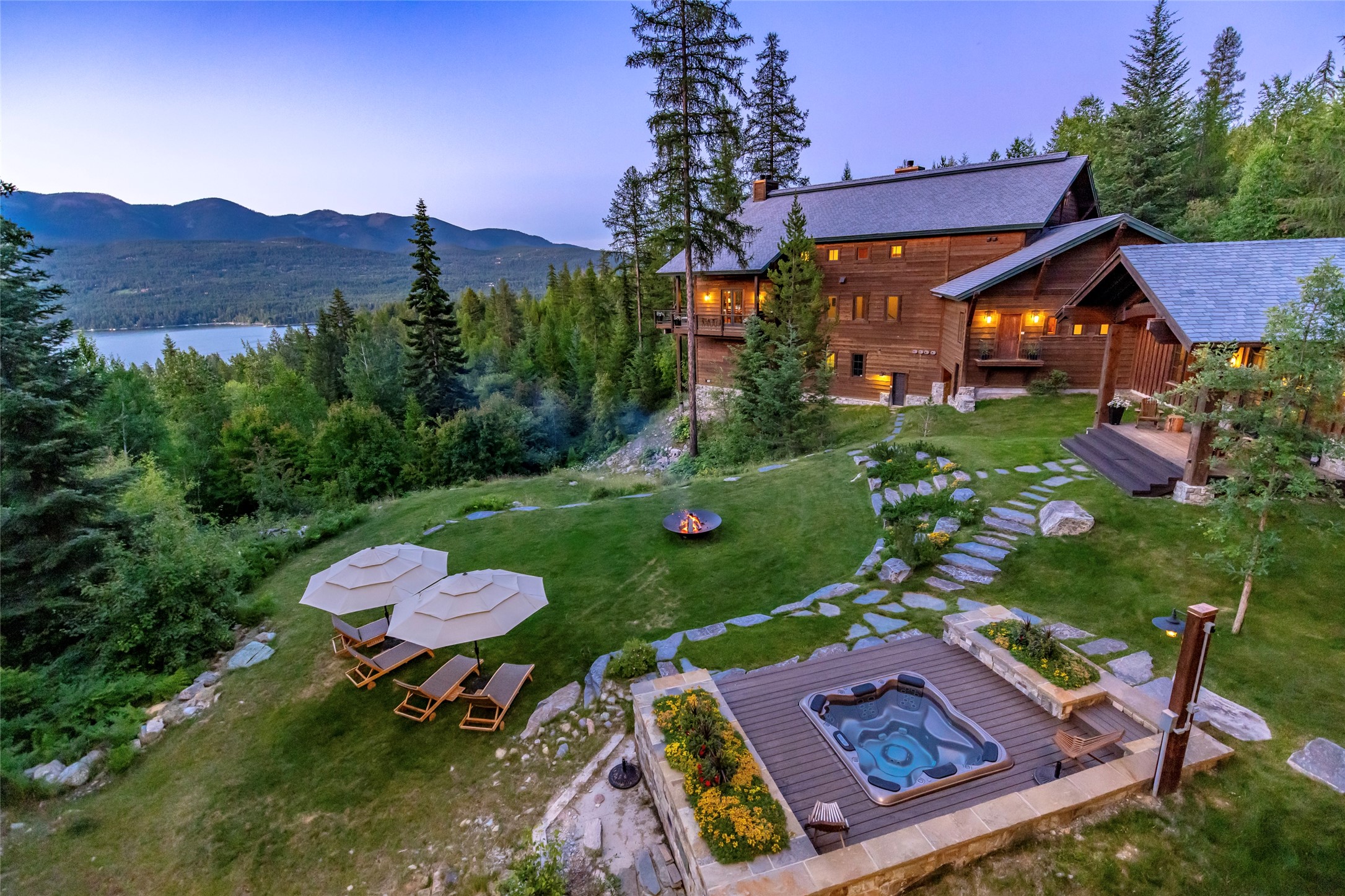 1725 Lion Mountain Drive