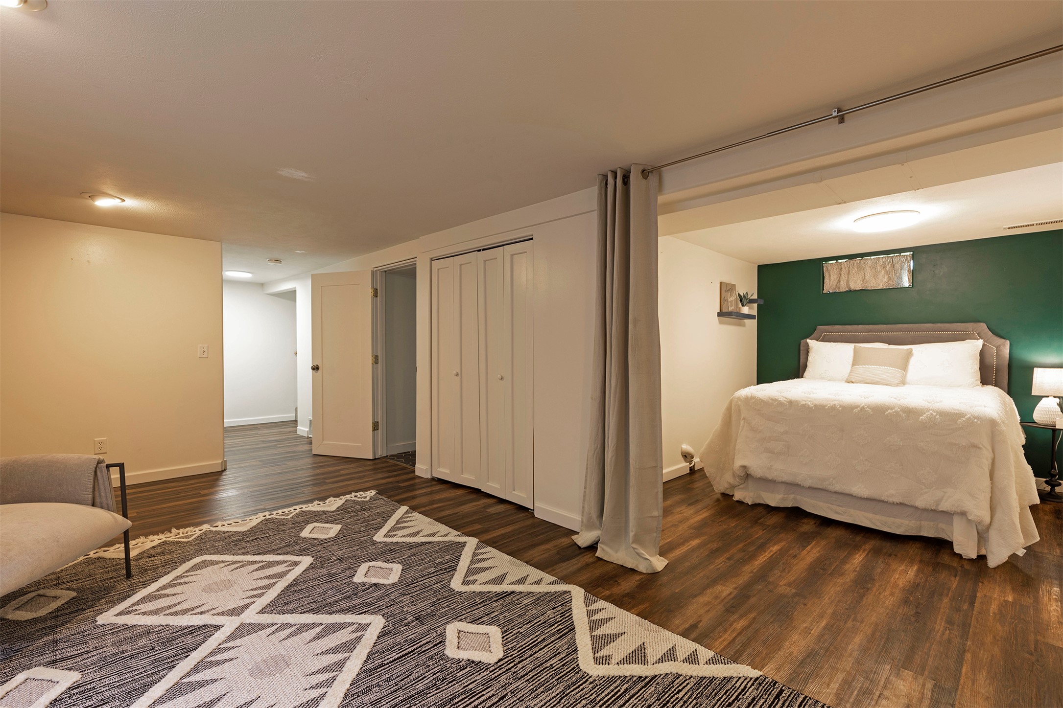 Missoula, Montana 59801, United States, 3 Bedrooms Bedrooms, ,2 BathroomsBathrooms,Residential,Pending,36304